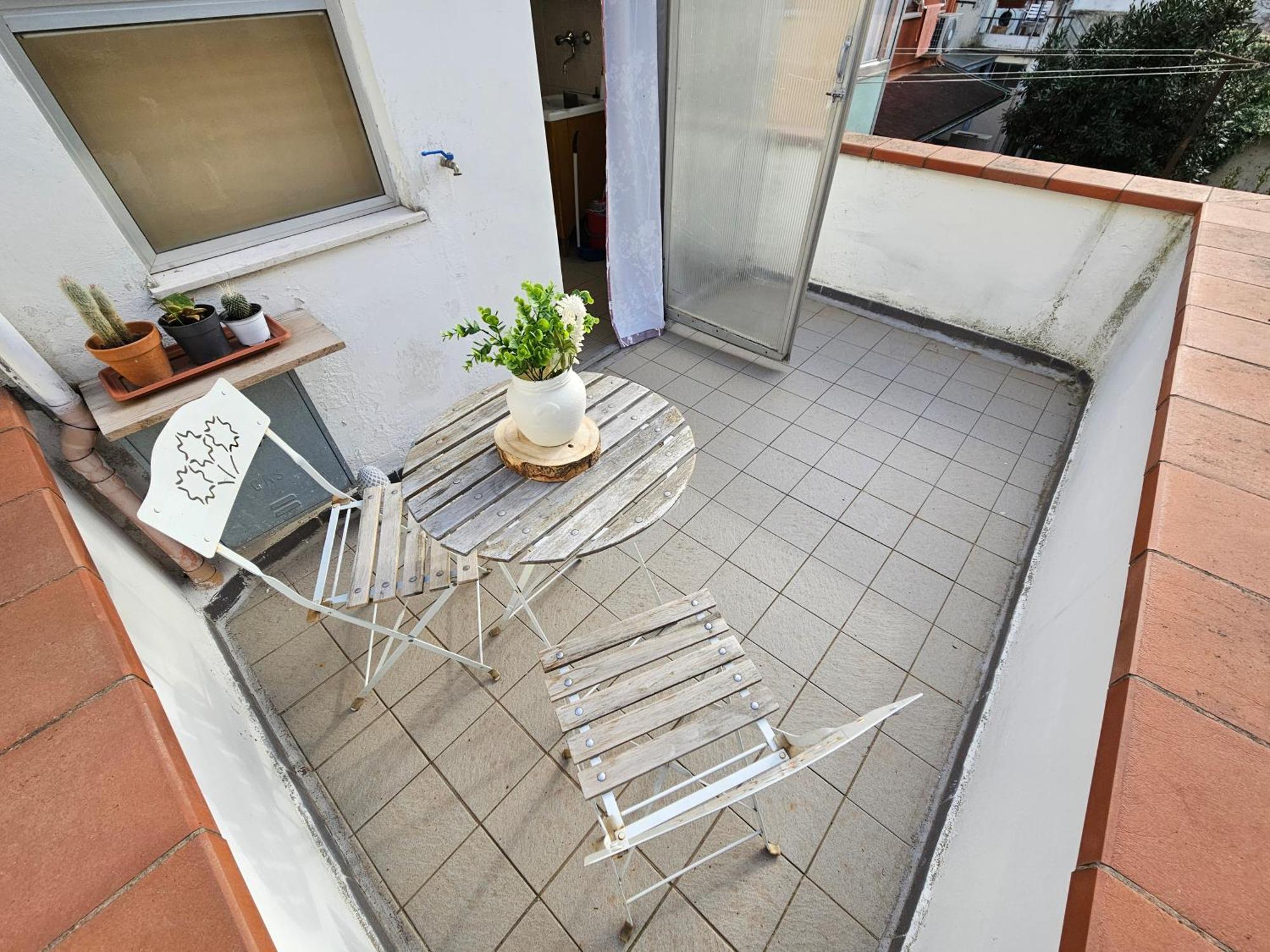 La Casetta Bilocale Centrale Con Terrazza Parkfree Wifi Minipc Ps4 Ac Iesi Exterior photo